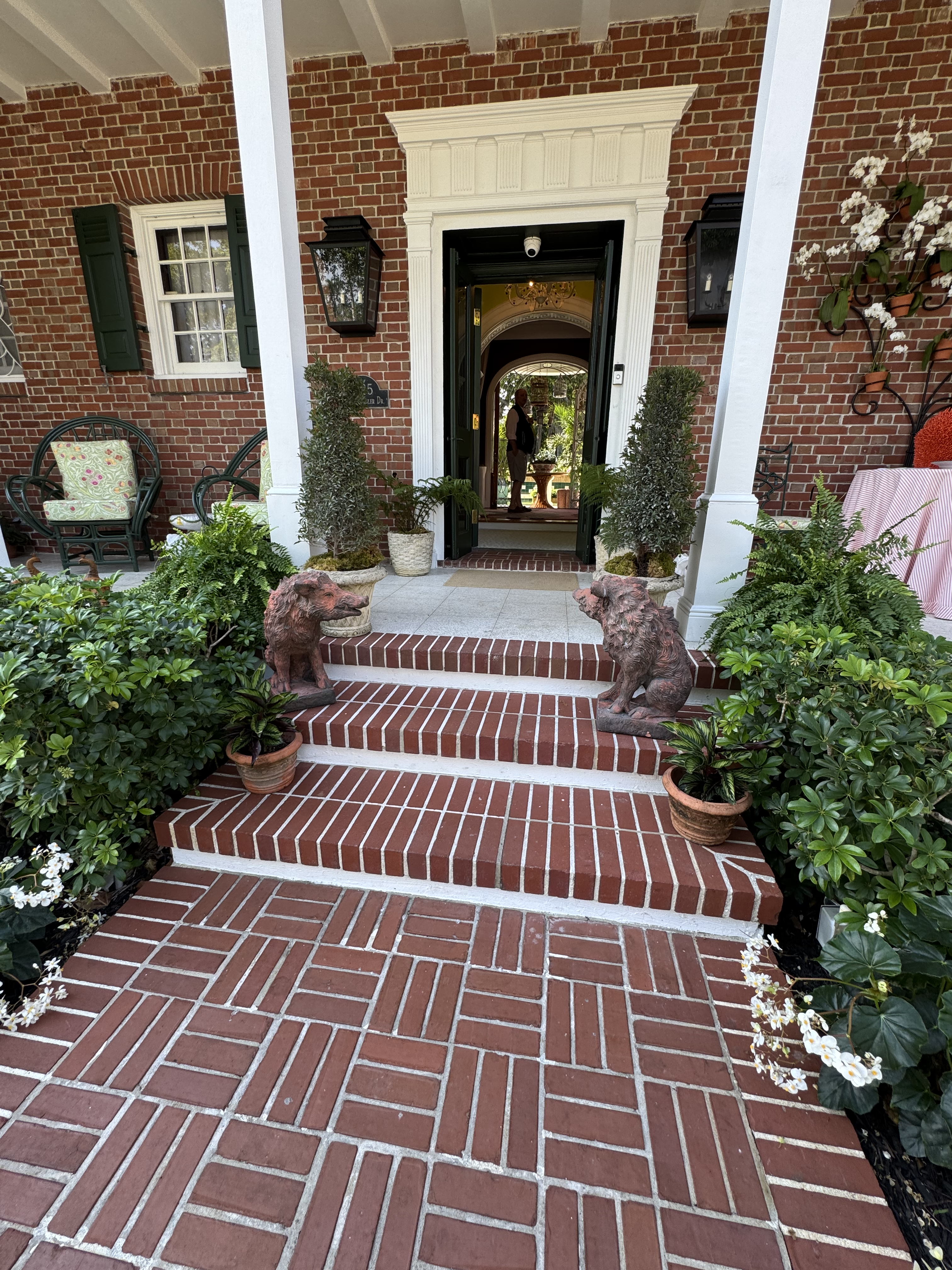 Maximizing Your Front Porch 